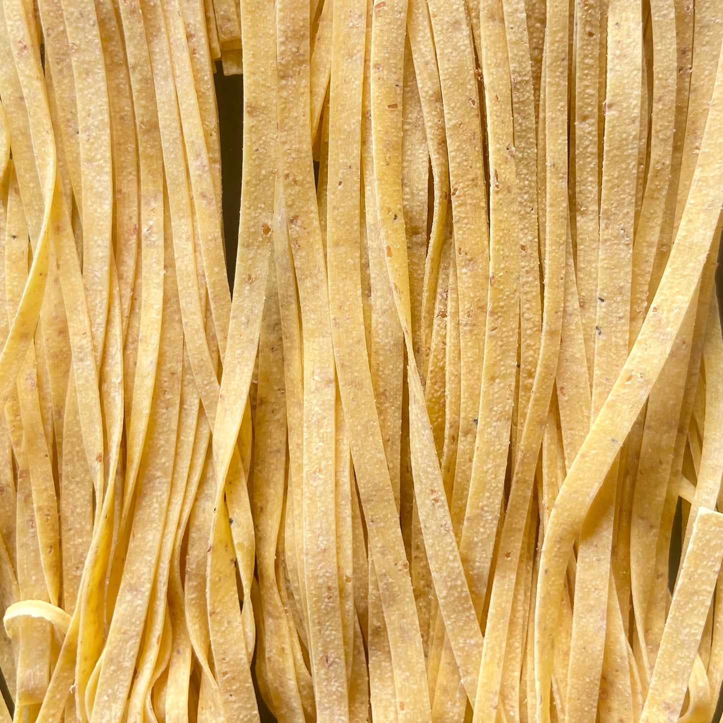 Makaroni Fettuccine ar trifelēm 250g